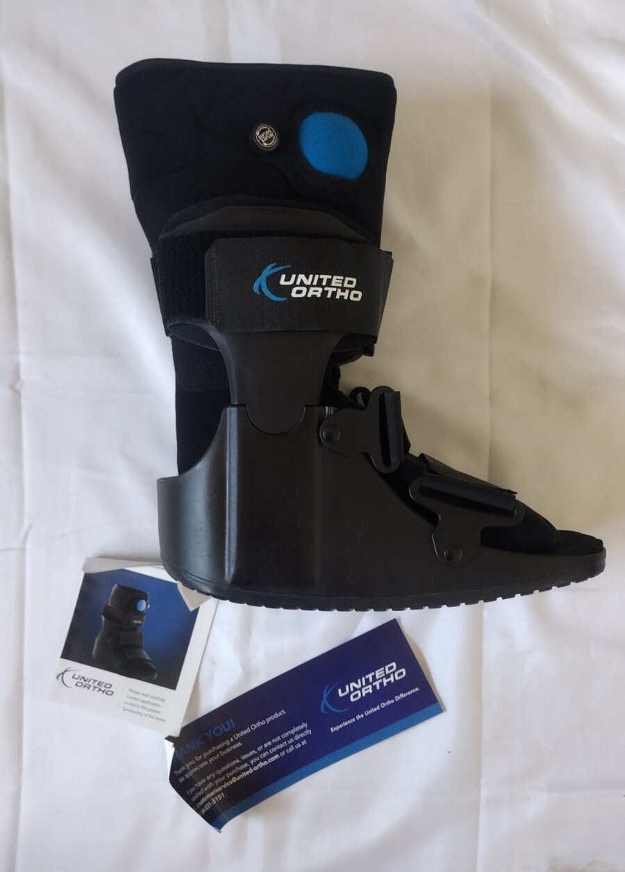 United Ortho Inflatable Boot Medical Foot Care. Size Small. New