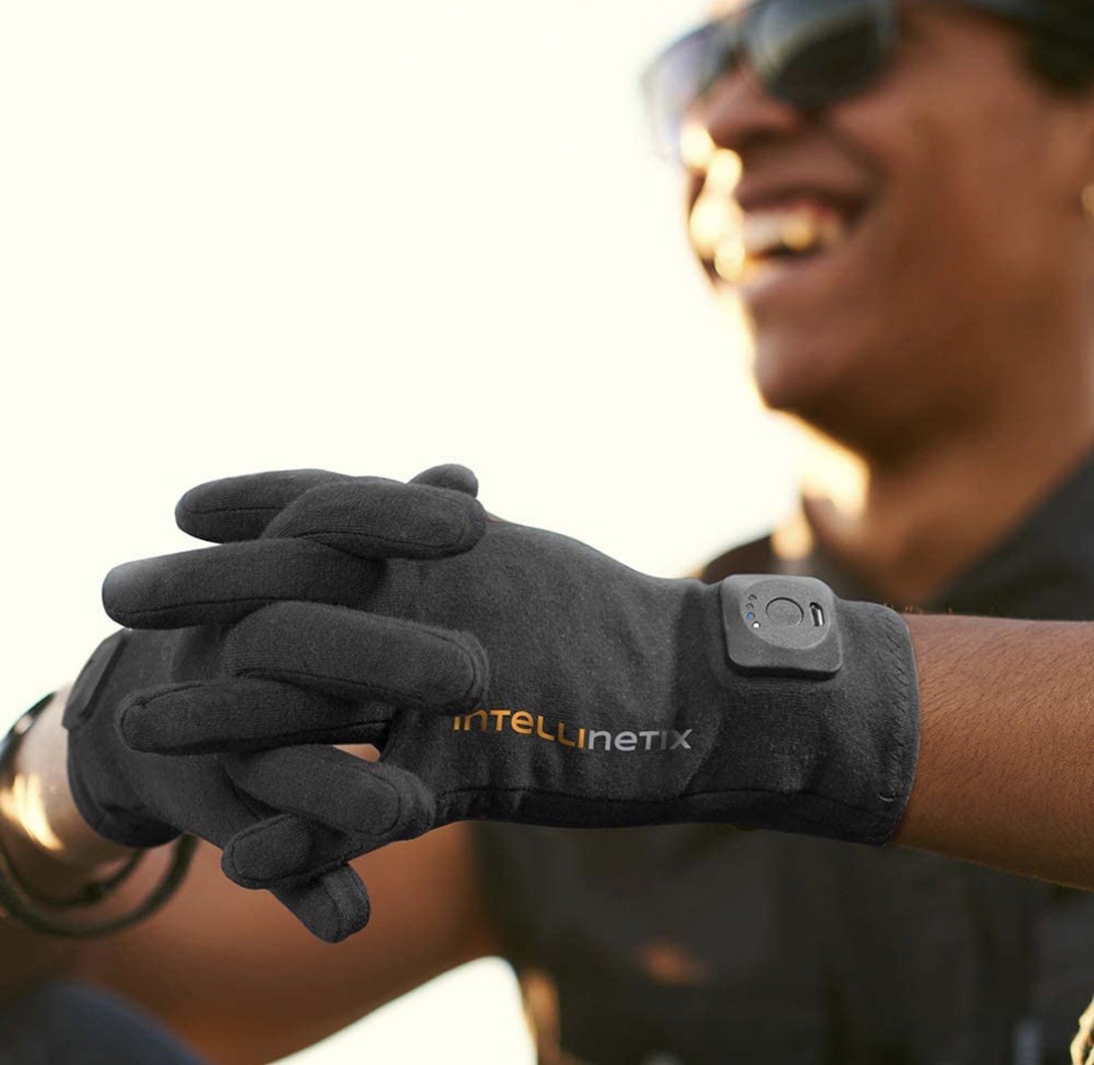 Intellinetix Vibrating Therapy Gloves Increase circulation & reduces pain MEDIUM