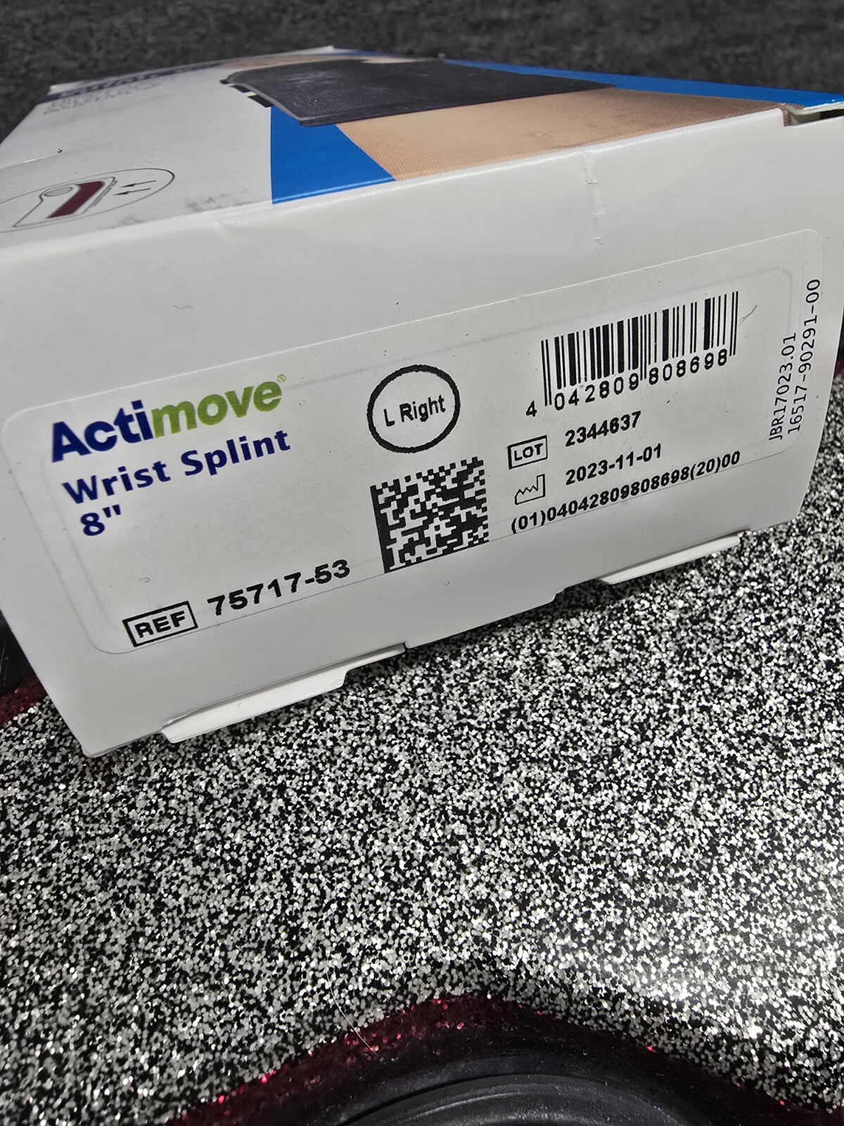 ACTIMOVE PROFESSIONAL LINE WRIST SPLINT 8 INCH, RIGHT HAND, LARGE, BLACK, NEW