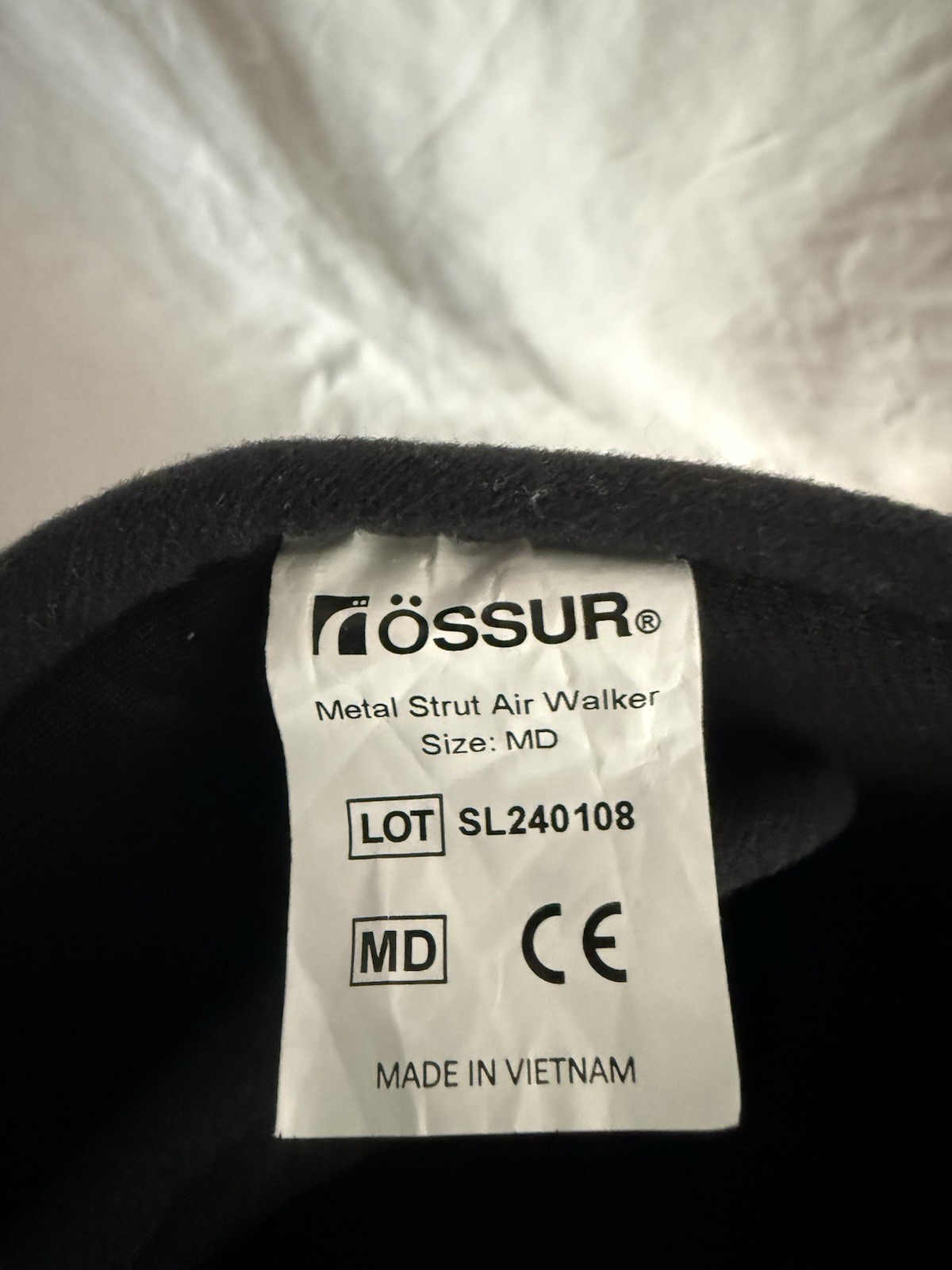 Össur Metal Strut Air Walker Walking Boot MD Black Adjustable