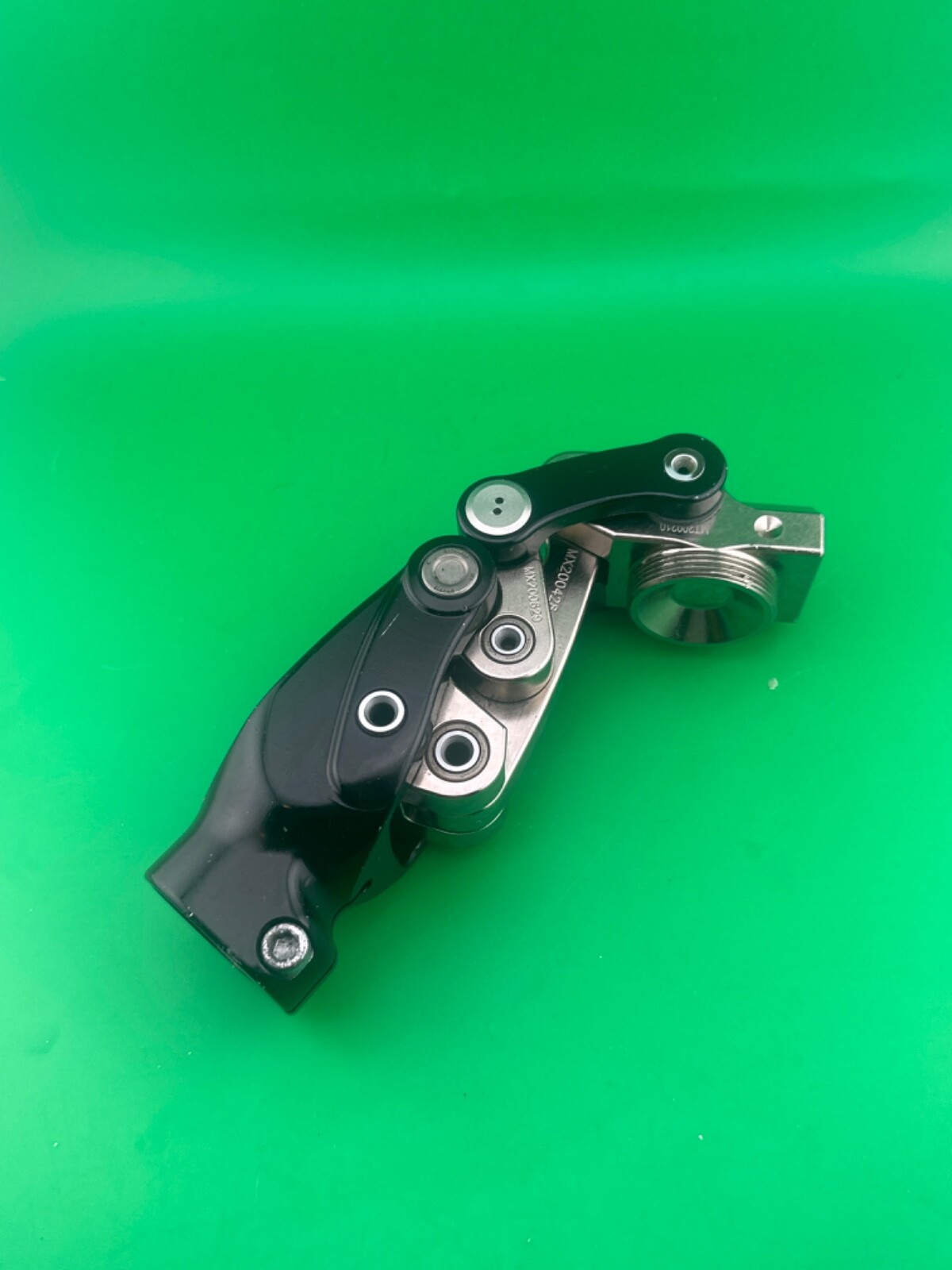 Ossur 1900 prosthetic knee. Excellent condition.