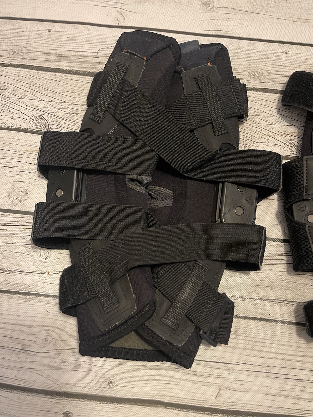 2 Shock Doctor Knee Brace, Compression Knee Brace for Men & Women, Hinged XXXL