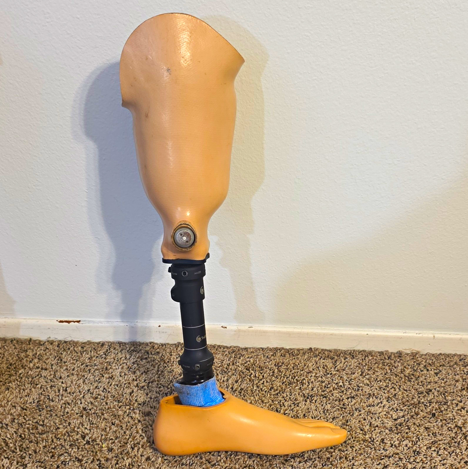Trulife Adjustable Leg Orthosis Prosthesis w/ Foot Shell Black/Beige CE
