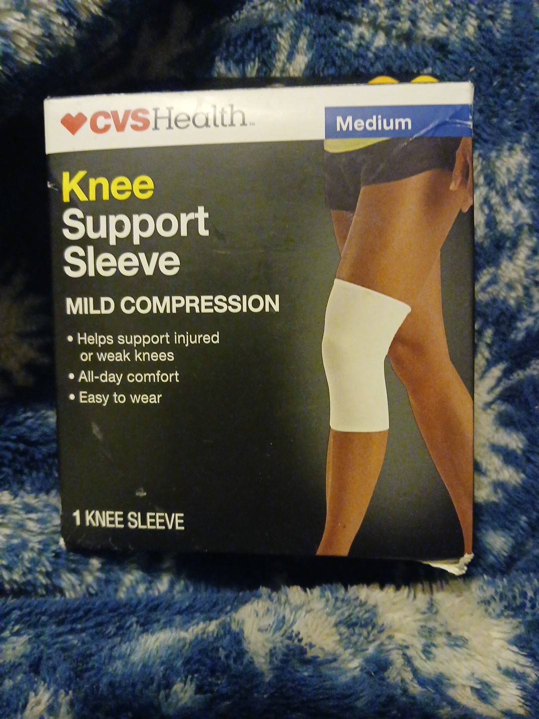 KNEE Support Sleeve CVS Health MEDIUM Mild Compression WHITE