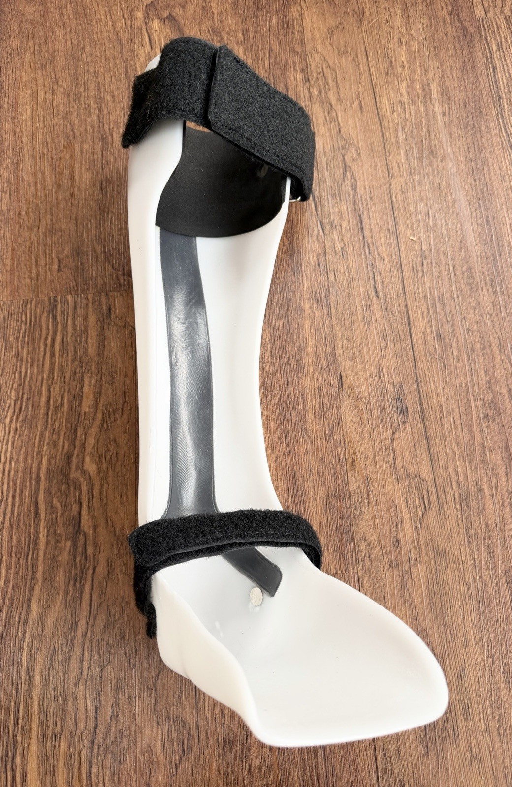 Drop Foot Brace Solid AFO RIGHT Ankle Foot Orthosis White Molded Plastic +Straps