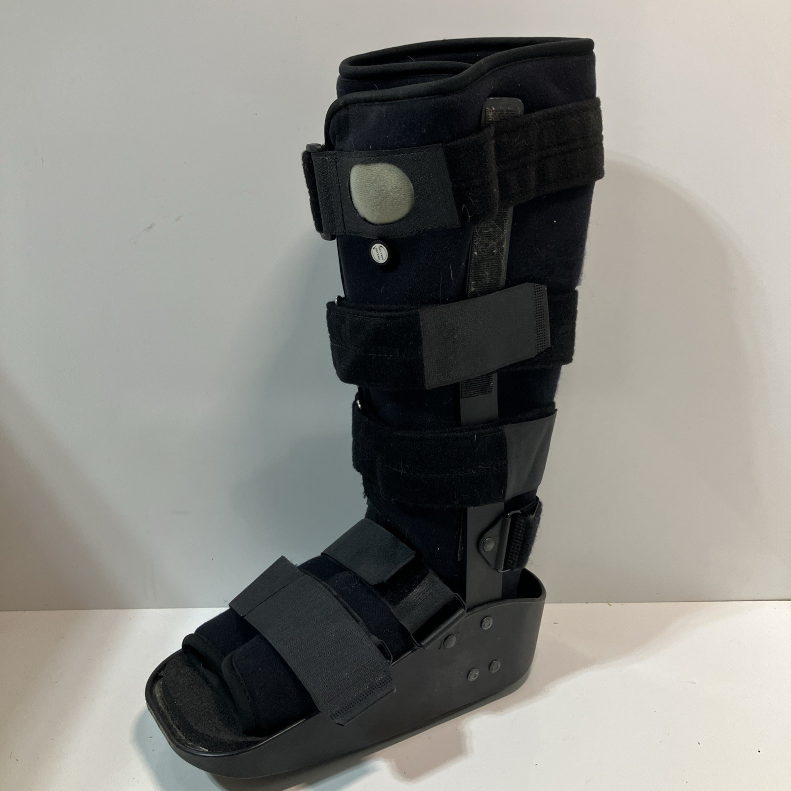 Maxtrax Orthopedic Inflatable Sz Medium DJO LLC Ankle Foot Brace Walking Boot