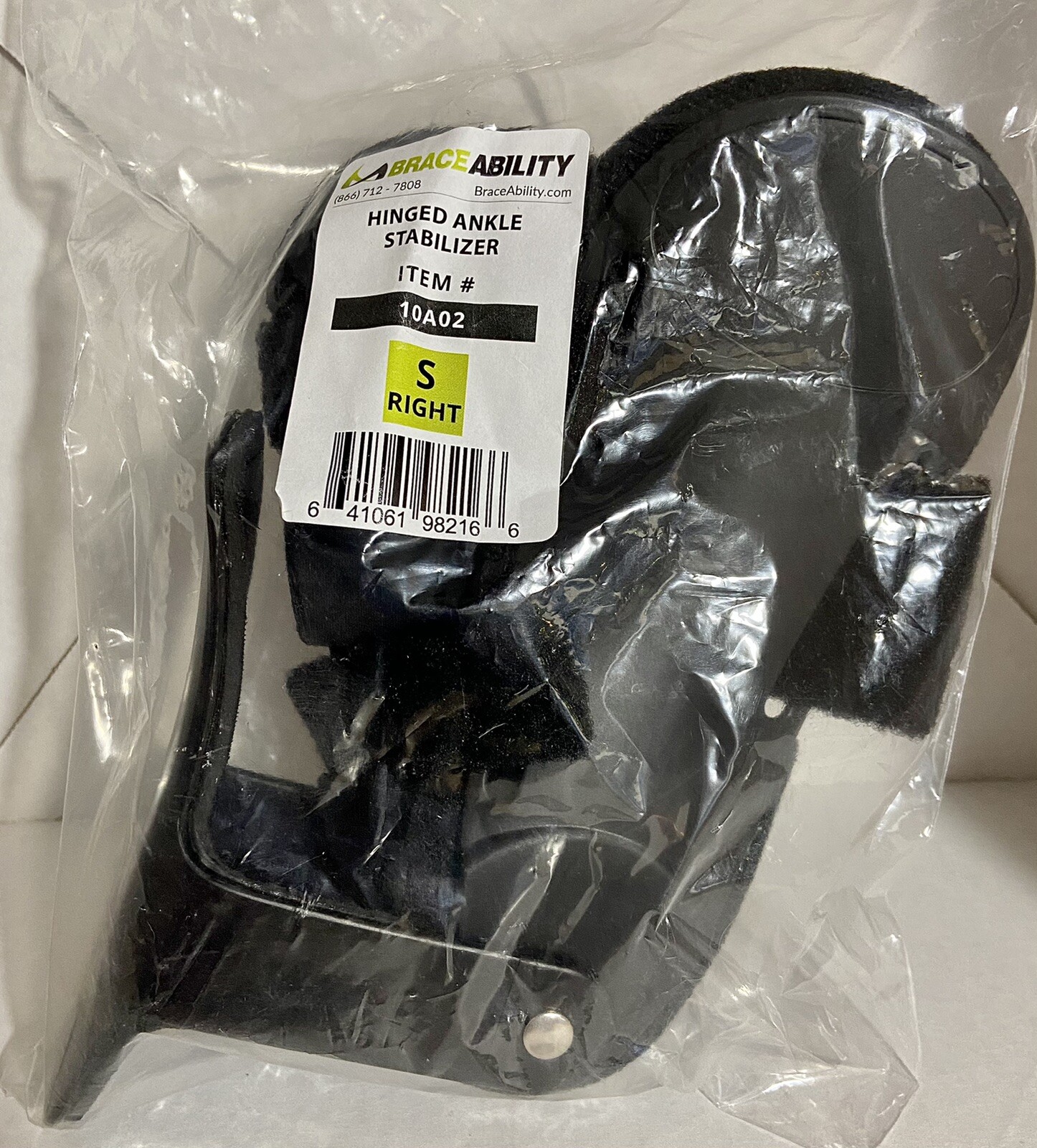 Hinged Right Ankle Brace