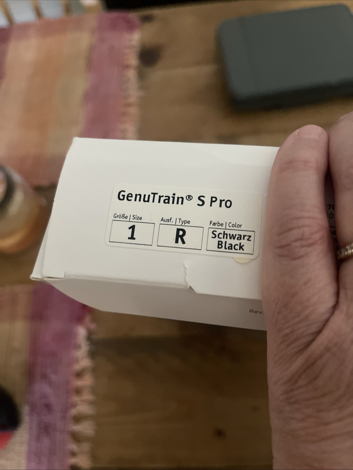 Kniebandage Bauerfeind GenuTrain S Pro Right Size 1