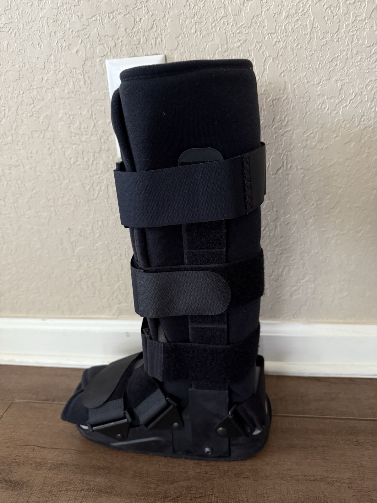 DeRoyal Pacesetter Orthopedic Tall Walker Boot Black Size Small