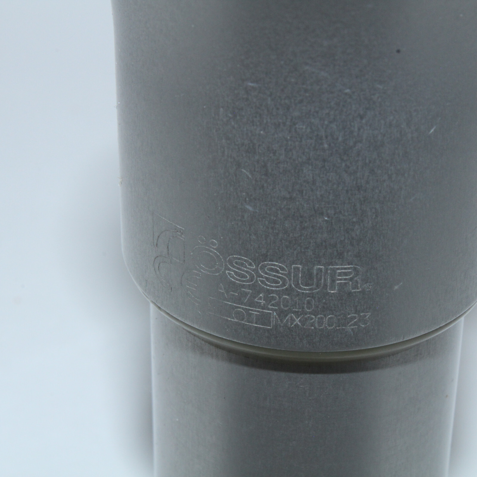 OSSUR A-742010 PROSTHETIC PYLON TUBE FEMALE ADAPTER FOOT ANKLE ALUMINUM L~4″