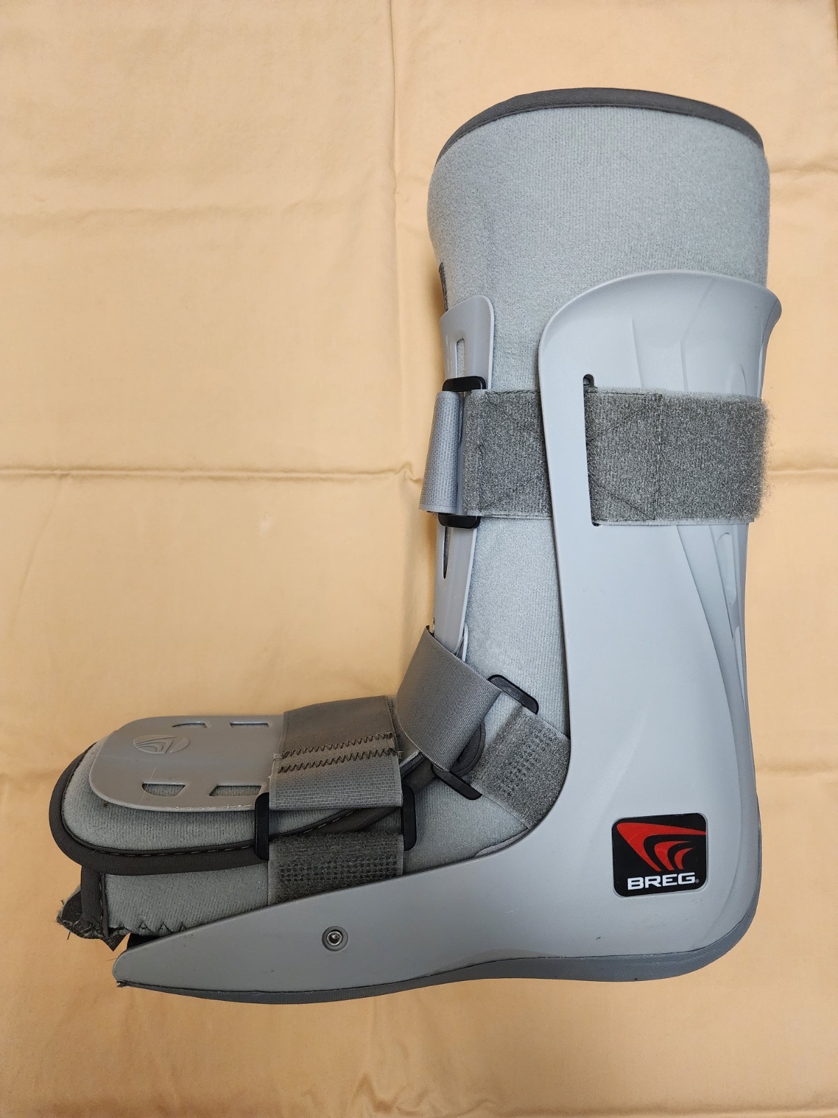 BREG Genesis Mid-Calf Full Shell Orthopedic Walker BOOT Medium-Used
