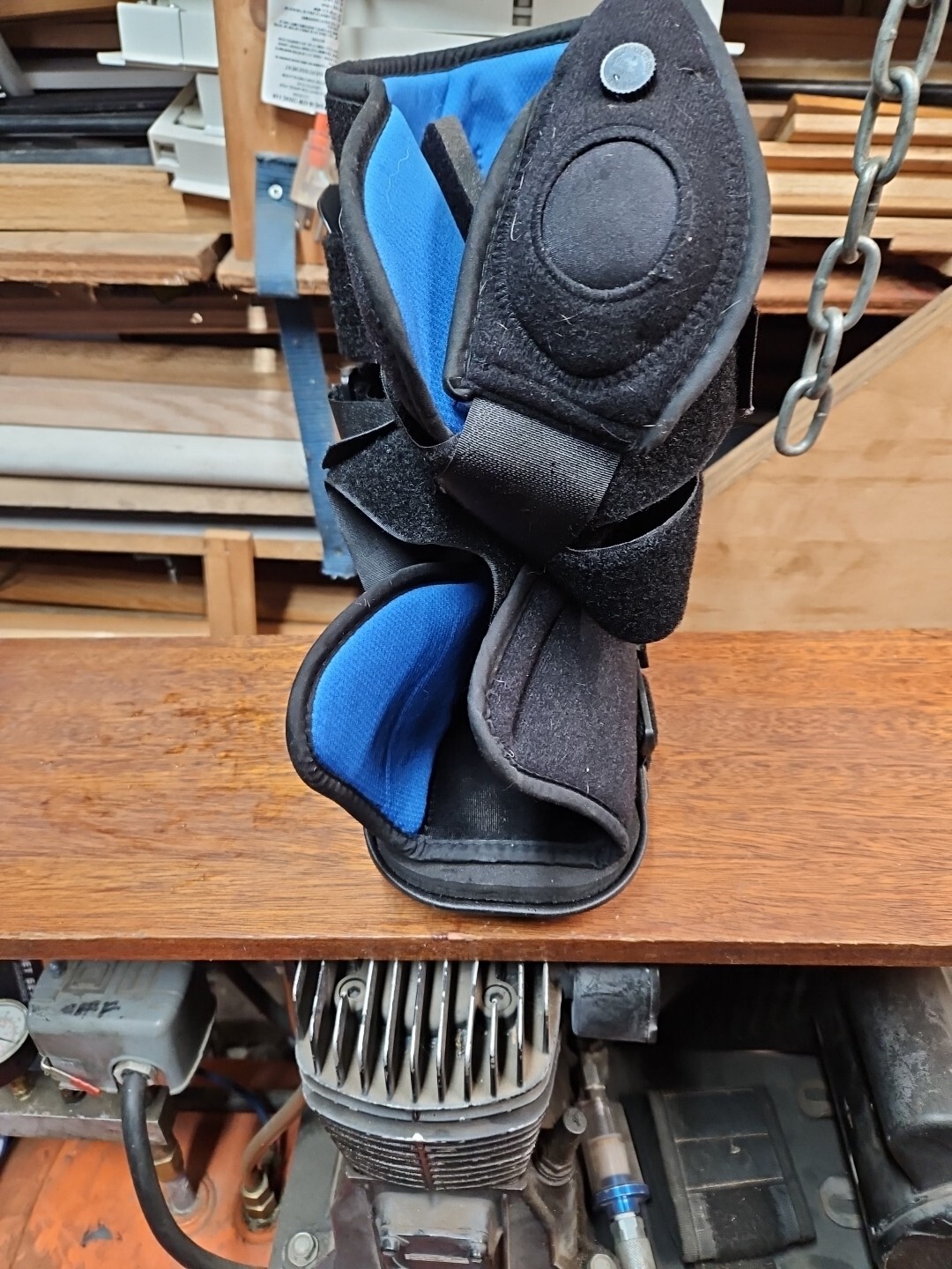 Breg Walking Boot 10 In From Heel To Toe. 11.5 High