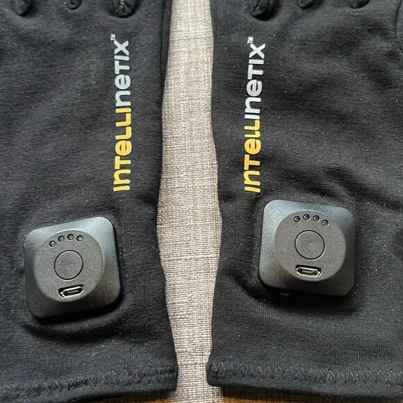 Intellinetix Vibrating Gloves for Pain Relief Circulation Size Small