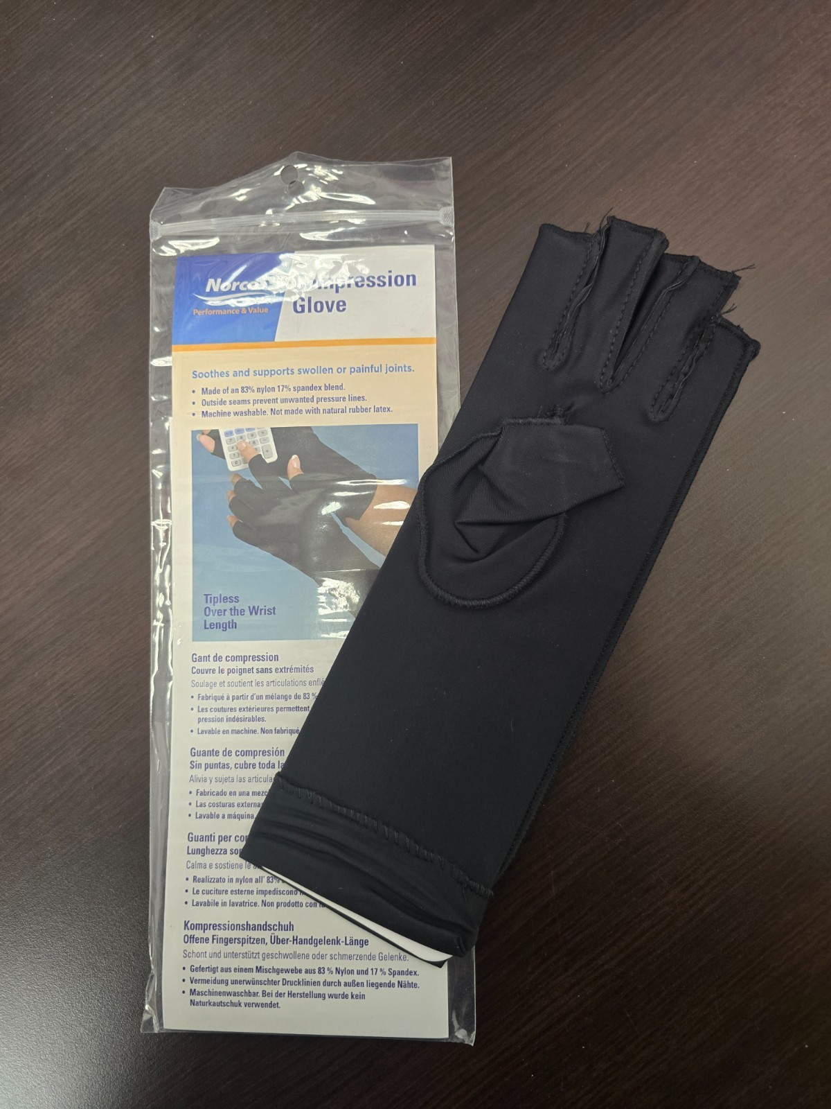 Norco Compression Glove – NEW Black LEFT Medium Tipless Finger, Over the Wrist