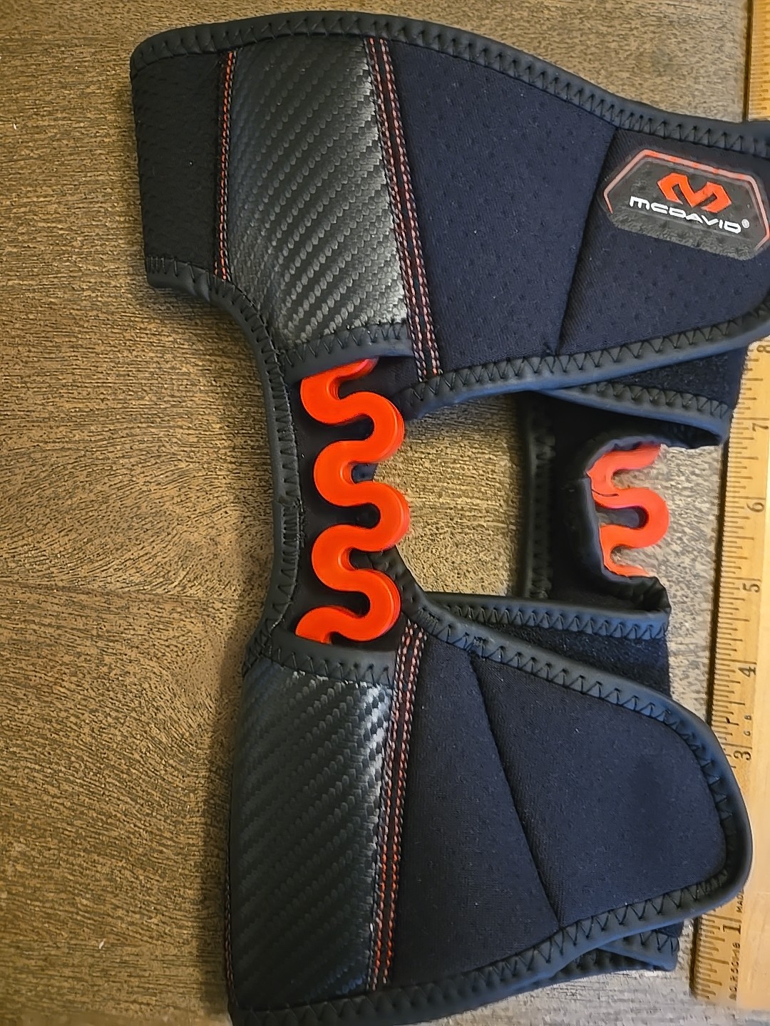 Mcdavid Knee Braces Model# MD30590 Spring Hinge Size Small See All Pics & Descr