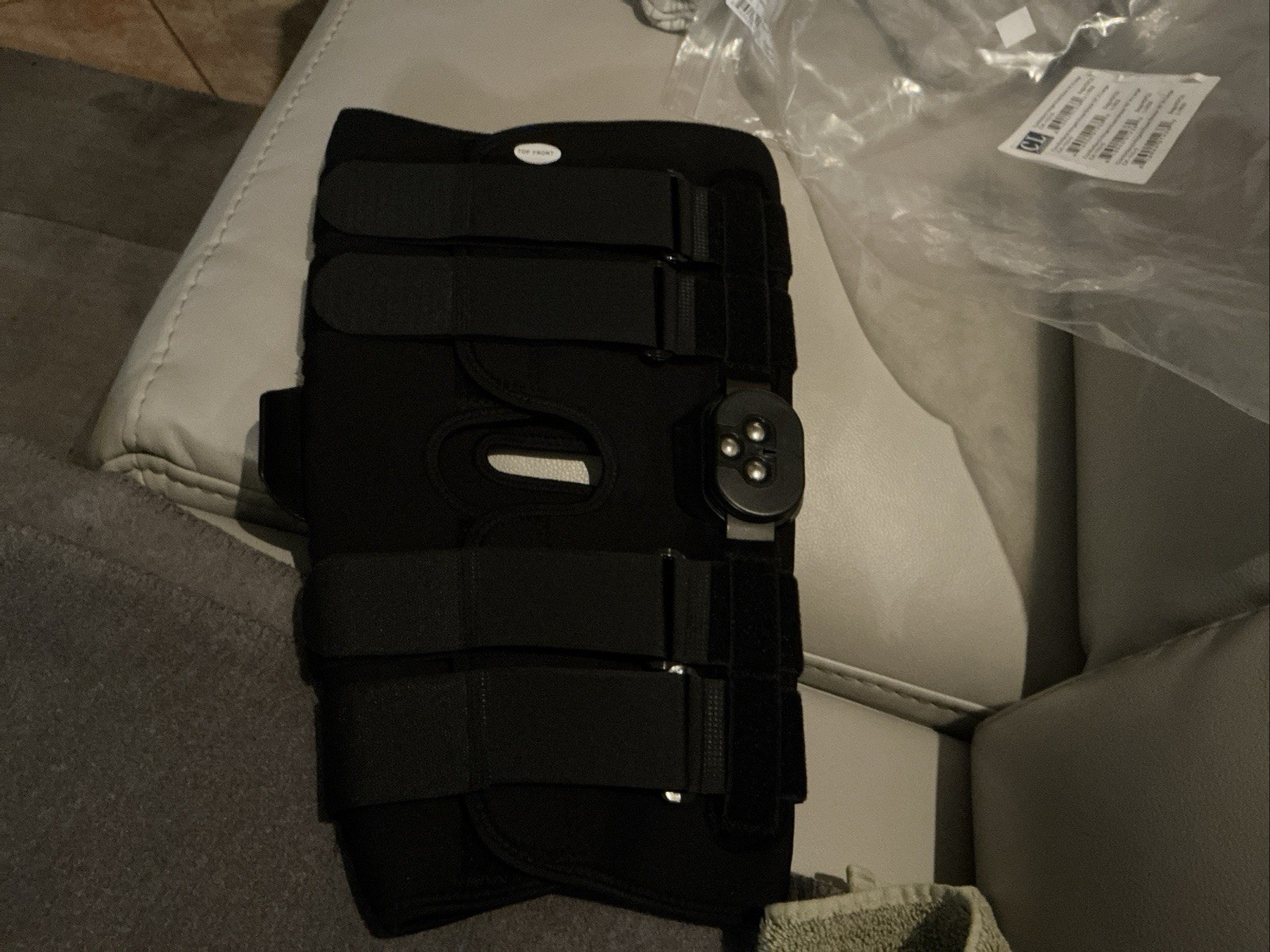 New ComfortlandCK-111-5 Hinged Knee Brace XLarge Adjustable Black Stabilization