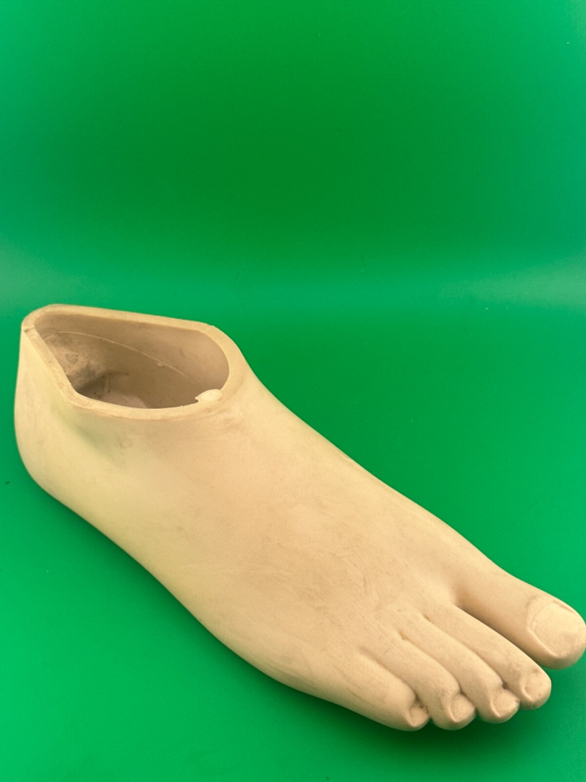 Prosthetic footshell foot shell, right. Blatchford avalon shell. Size 24cm