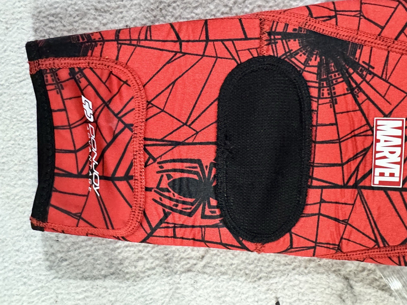 Donjoy Advantage Marvel Spiderman Patella Knee Sleeve, YOUTH, Mild Support, NEW