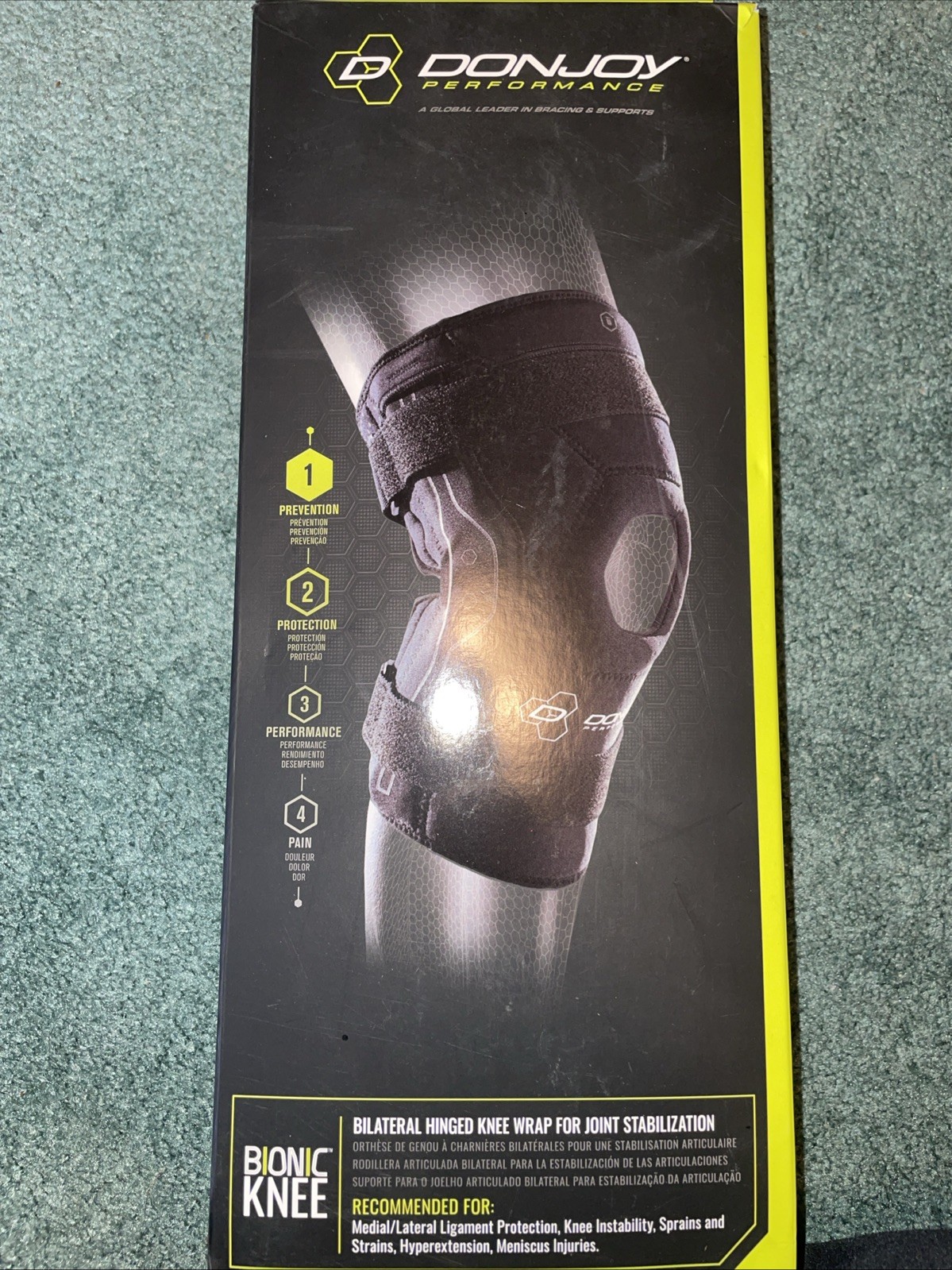 DonJoy Performance Bionic knee Comfort Hinged Knee Wrap Small