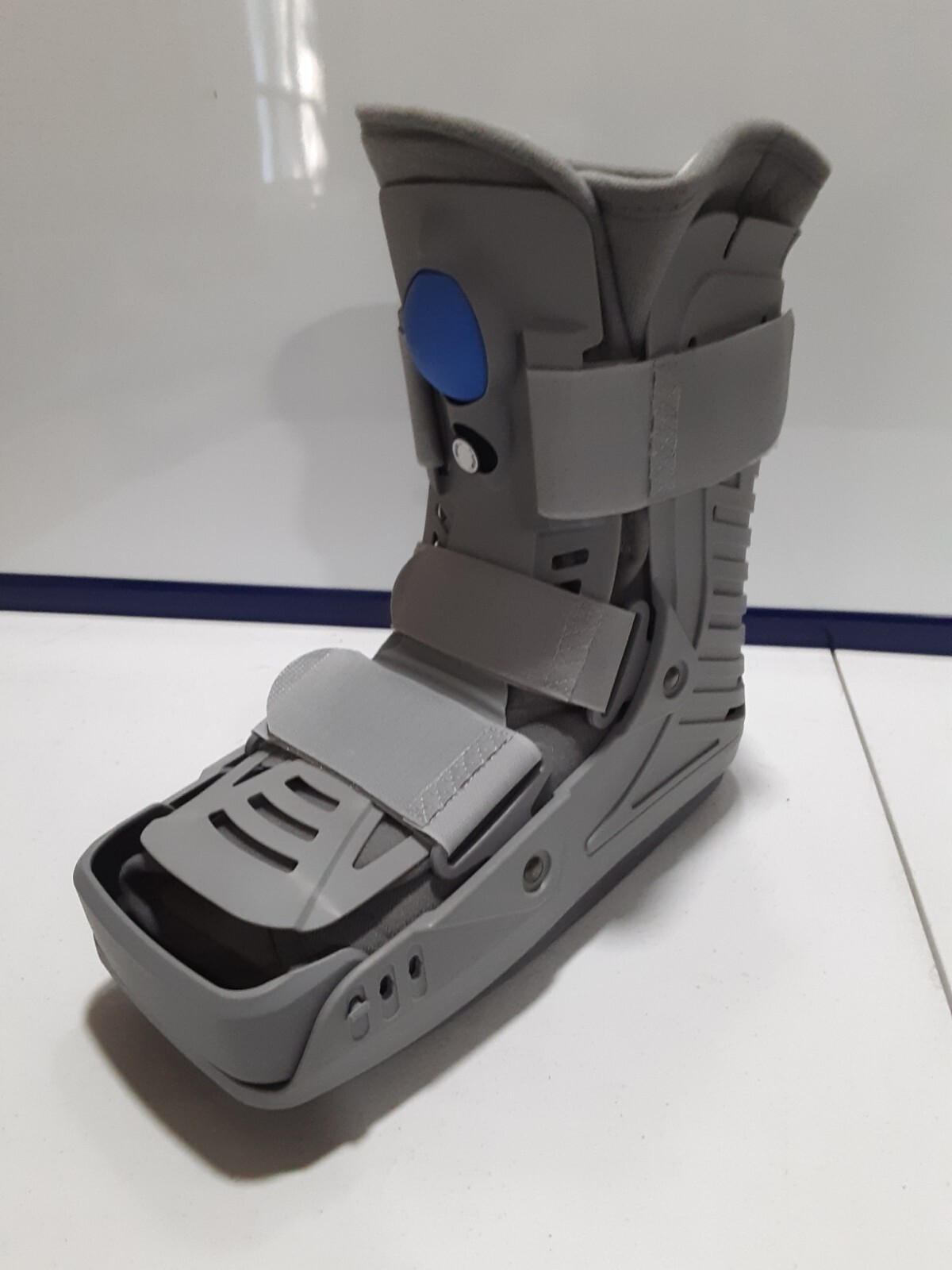 United Ortho 360 Air Walker Ankle Fracture Inflate Air Pump Boot-Lg. Grey Adult
