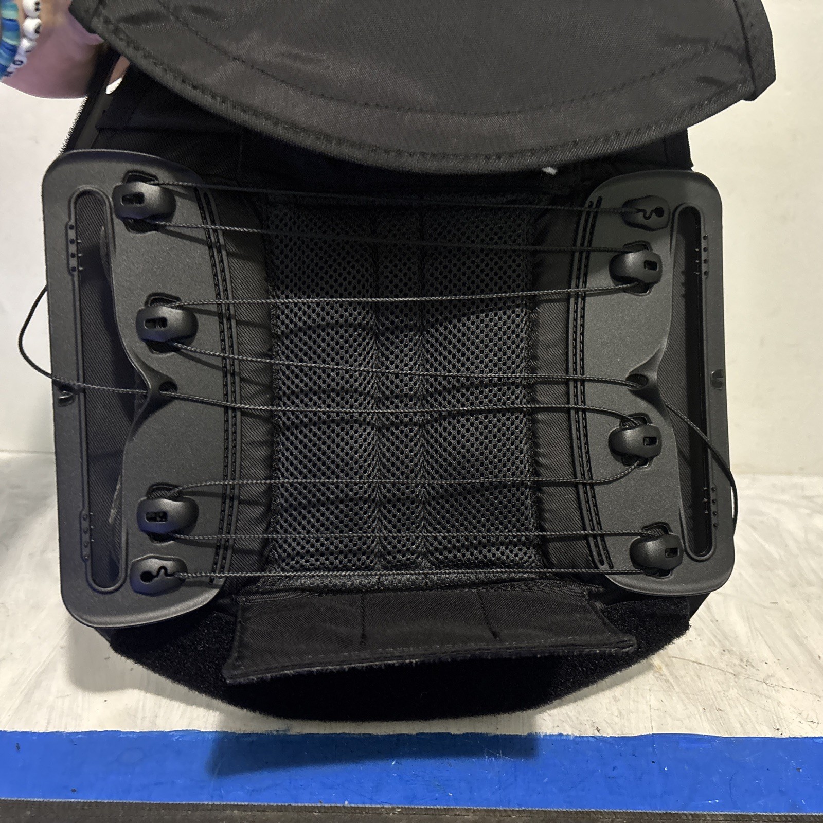 Adjustable Back Brace Horizon Aspen, Looks Like It’s Might Be Missing Arms
