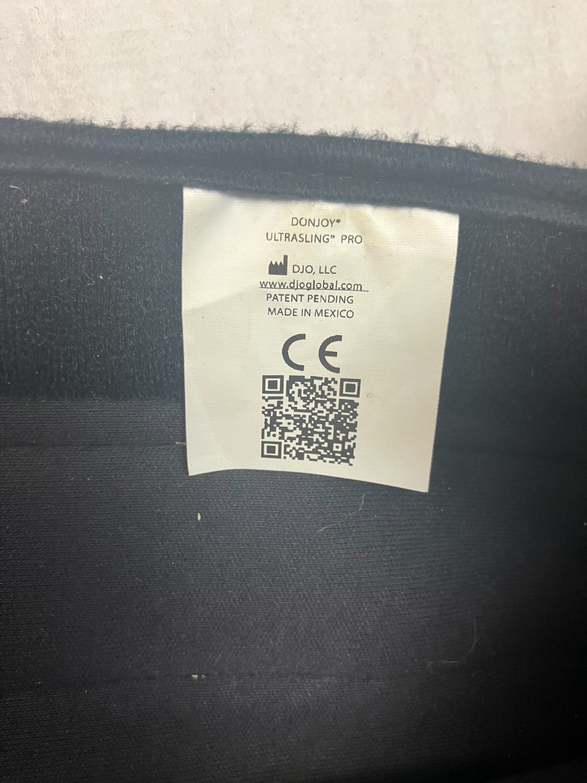 DonJoy UltraSling PRO – Universal Shoulder Immobilizer & Sling -USED