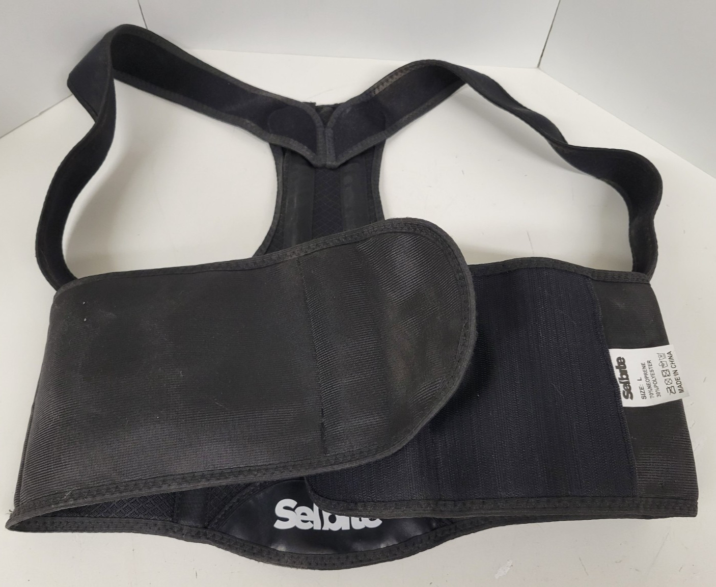 Selbite Posture Corrector Back Brace Adjustable Support for Pain Men’s Large