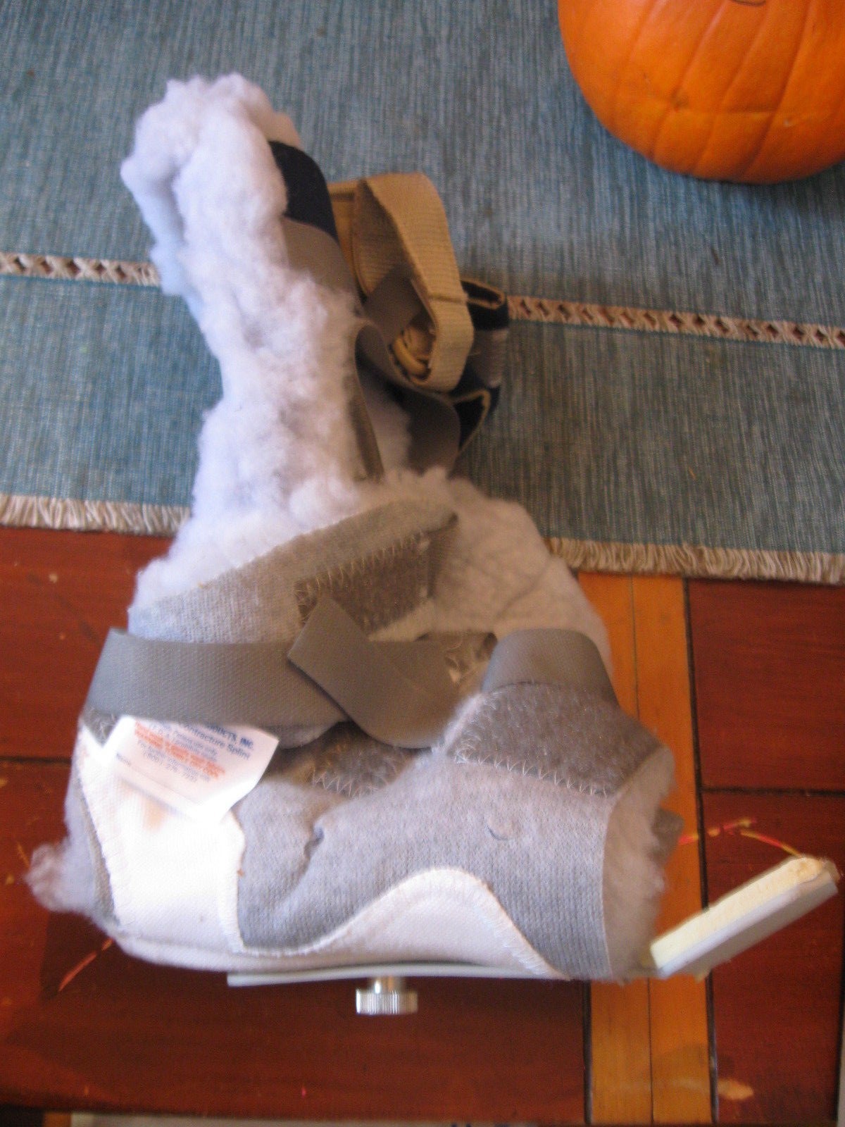 Rolyan Soft Heel Boot Ankle Foot Pillow Contracture Splint Grey sz- S M Small