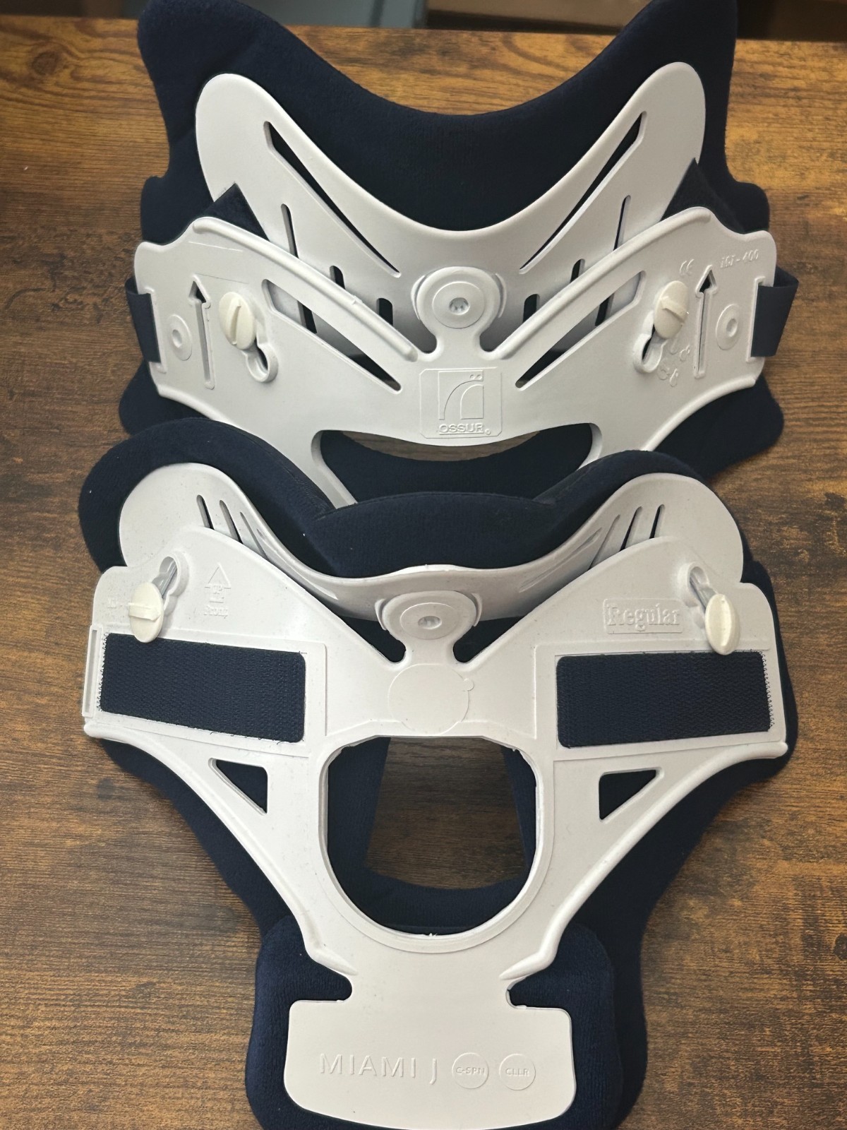 Ossur Miami J Cervical Collar Immobilizer, Regular MJ-400 – Average Adult New