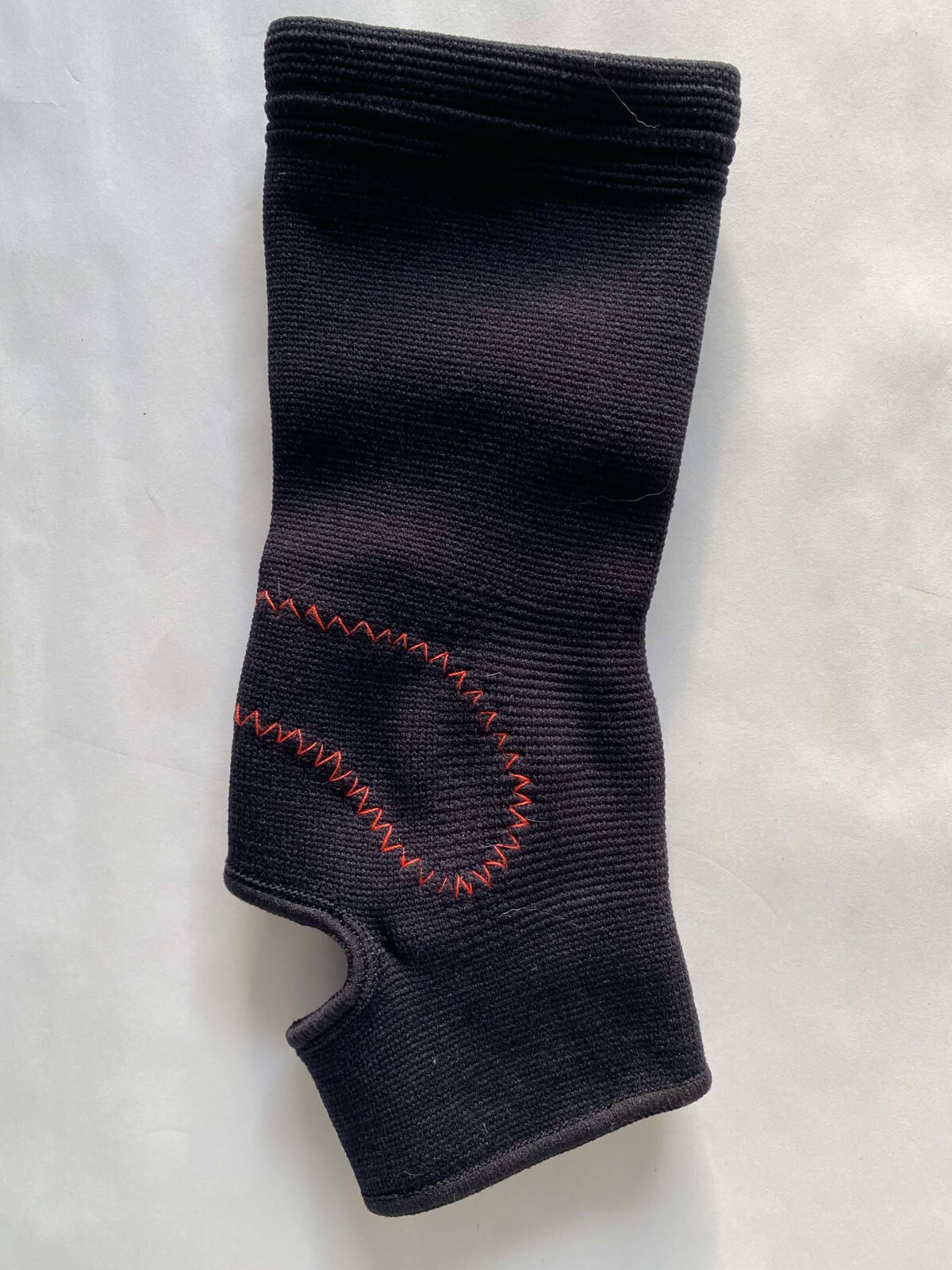 ACE Compression Ankle Support Small/Medium – Two Compression Zone NEW ( no box )