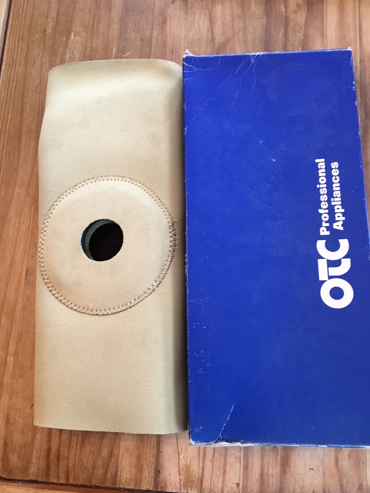 OTC NEOPRENE SLIP ON KNEE SUPPORT ADJUSABLE HOR-SHU CONDYLE PAD X-LARGE