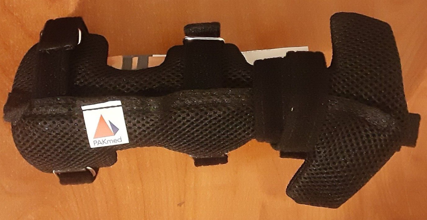 Paksplint Wrist Hand Brace Pakmed Model #7001 new old stock in bag with guide
