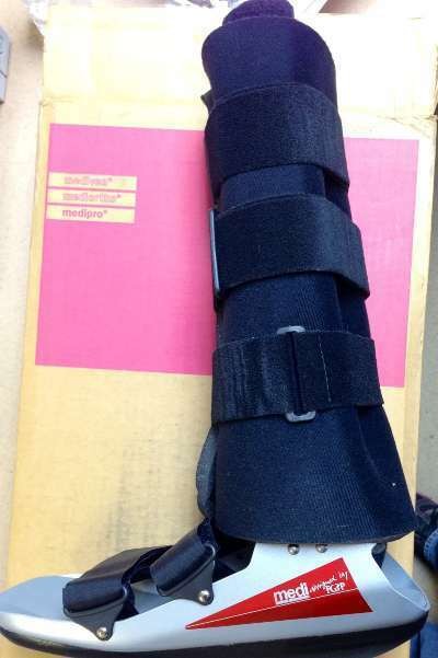 Medi Ortho Fixed Post Op Walking Boot – Large – 98854