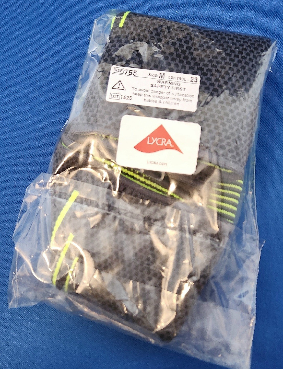 Neo G Active Knee Support Size Medium, Left Or Right, Medium Support