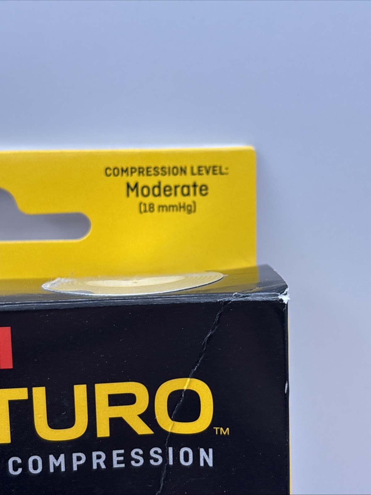 3M Futuro Knee Length Stocking Anti-Embolism Moderate Compression, White Sz: M