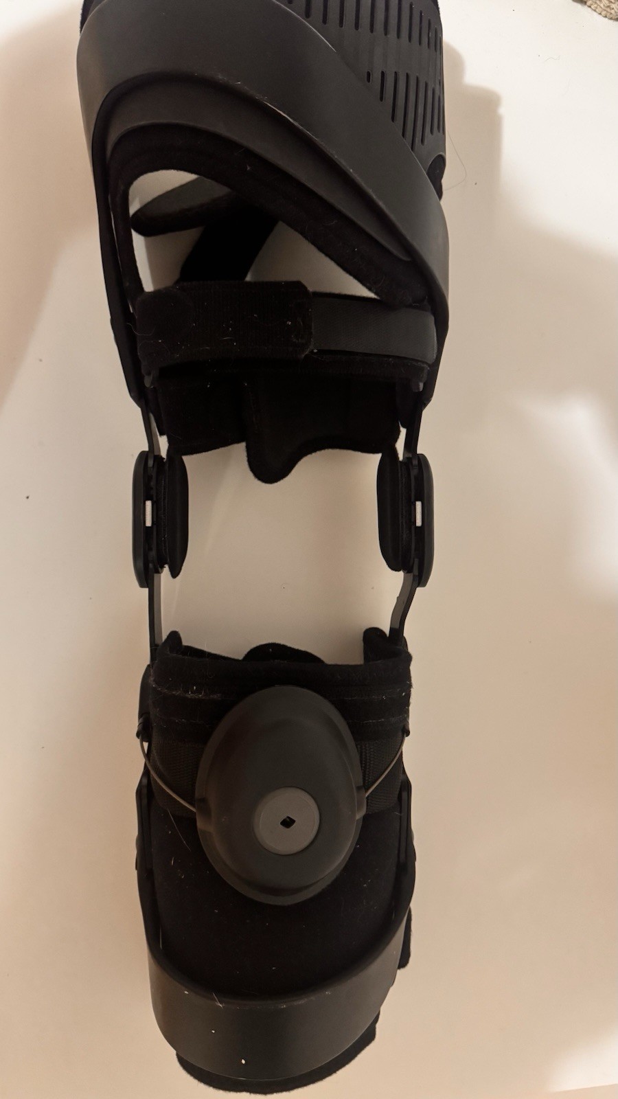 OSSUR PCL Brace Hinged Knee Brace With Flexion/extension Stops Kit Included