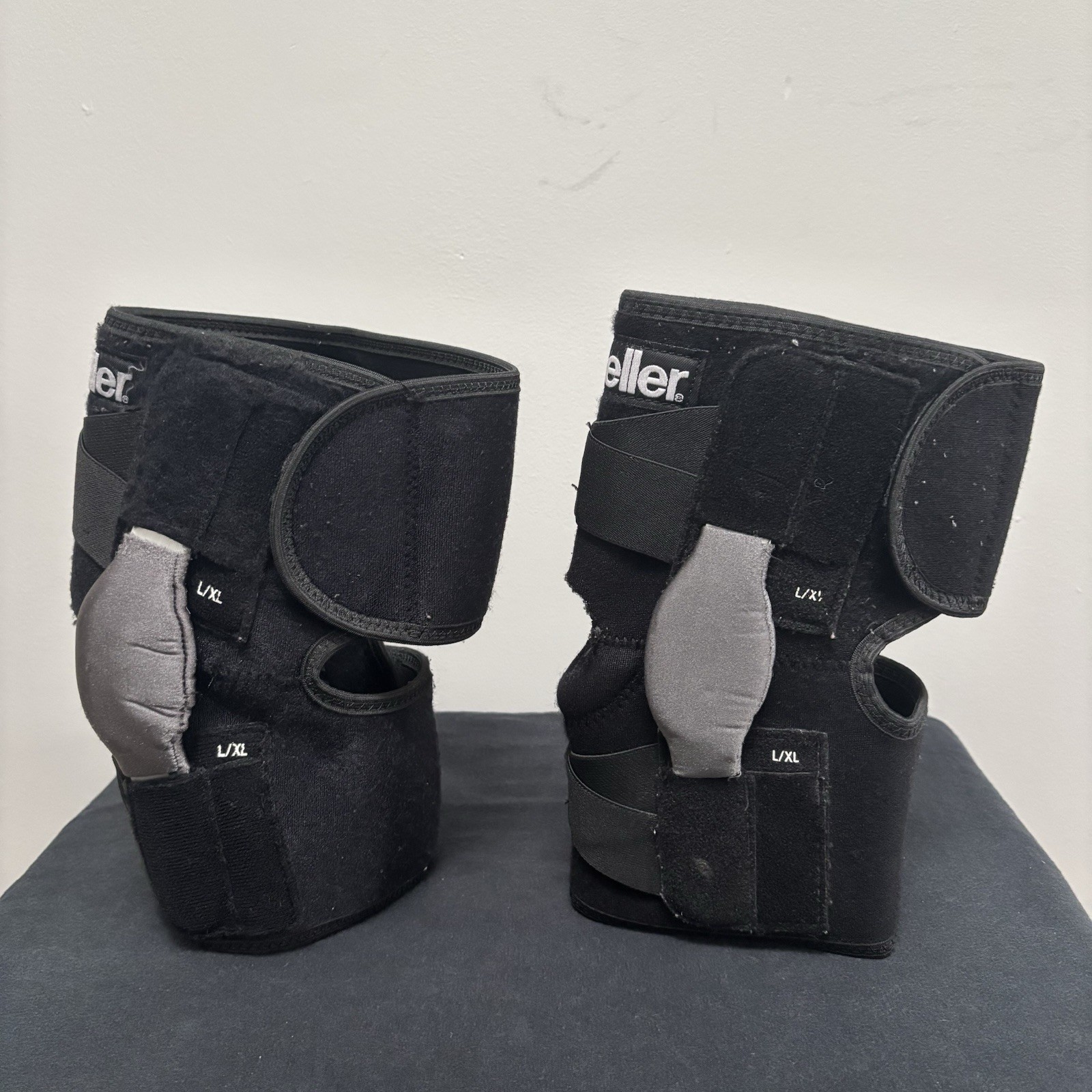 MUELLER Adjustable Hinged Knee Brace w Metal Support Size Large/XL Pain Relief
