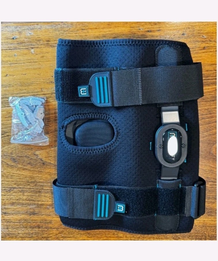 Mobility Black Adjustable Knee Brace for Stabilization One Size Unisex Adult 3x