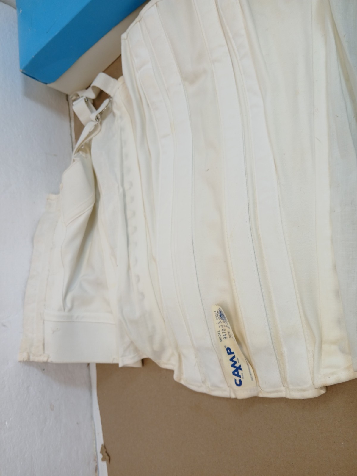 Vintage CAMP Lumbosacral Support Back Brace Model 9470 w/ Box USA Size 31