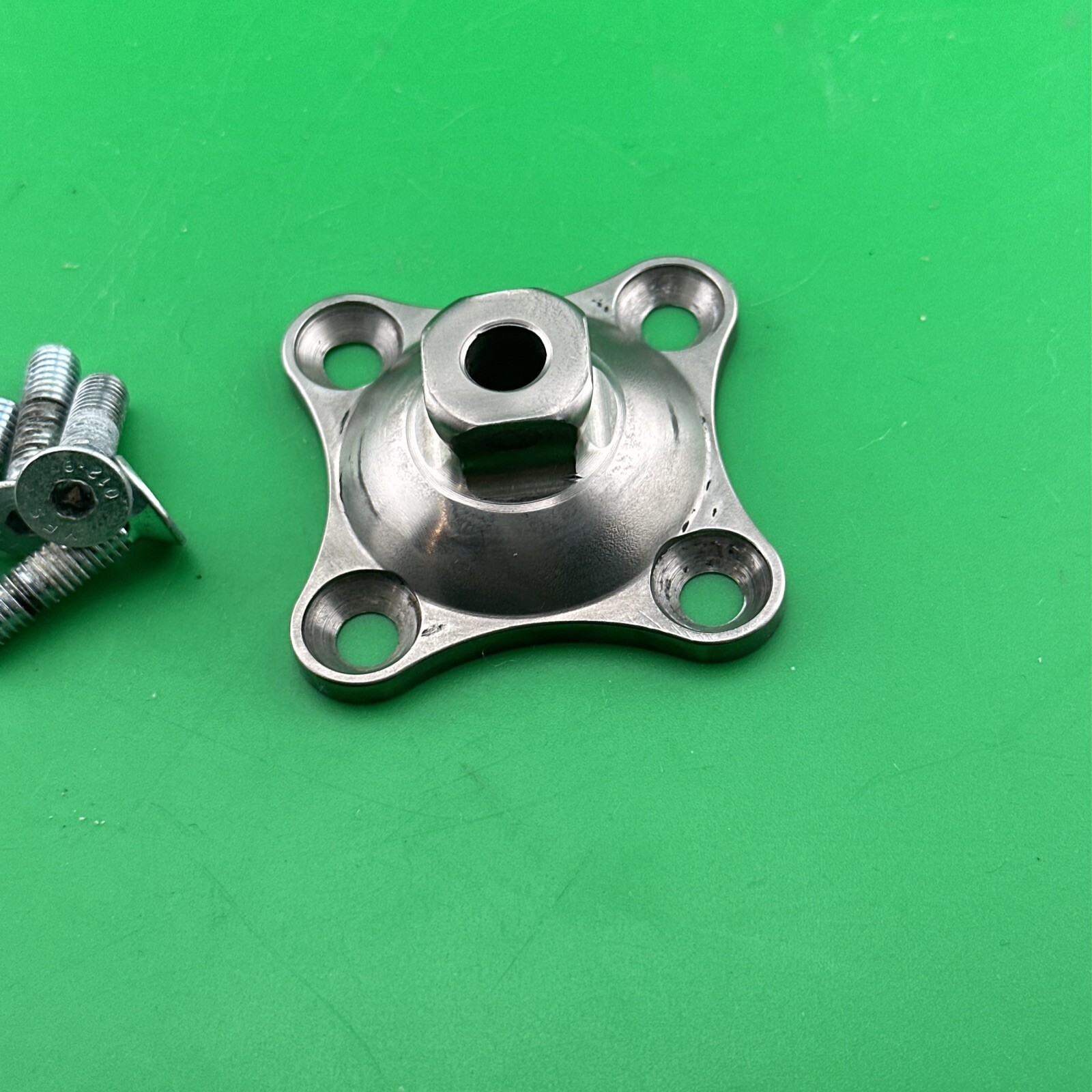 Prosthetic Component Adapter Part 4 Hole Plate. Bulldog Plate