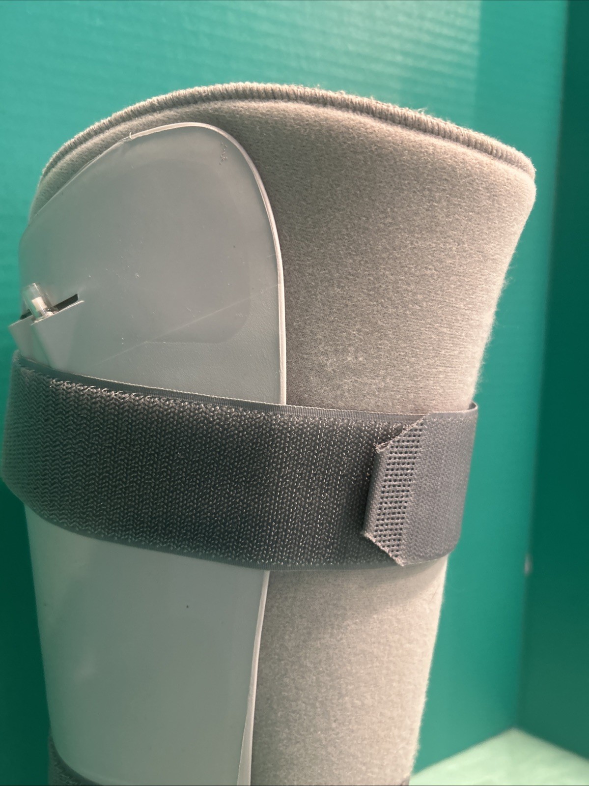 Aircast Foam Walker semi-Pneumatic Foot Leg Ankle Brace Walking Boot Medium GUC