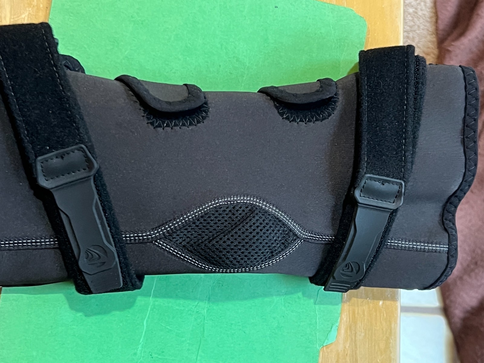 Breg OA Impulse Push Medial Osteoarthritis Knee Brace Small Right Knee rk519203