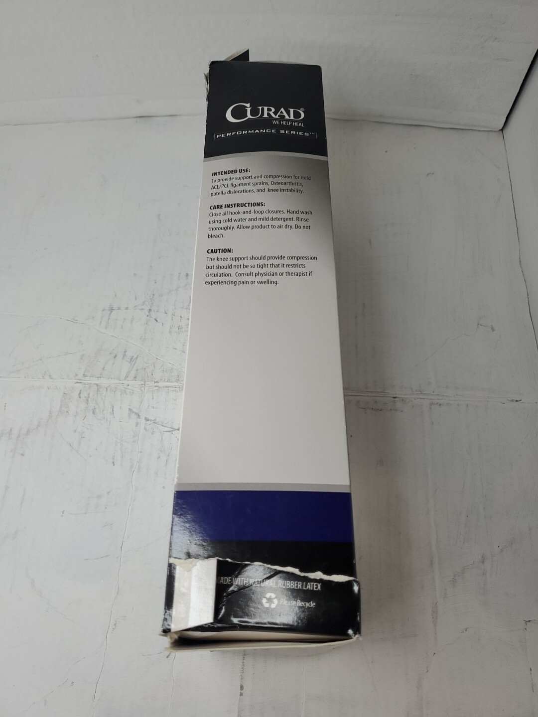 Curad Knee Support Neoprene Hinged w/U-Shaped Support Black Small