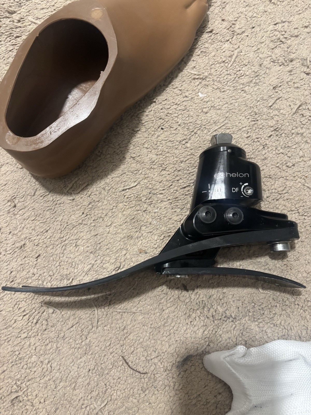 Endolite Blatchford Echelon Prosthetic Right Foot Size 27 / Cat 4 Carbon Fiber