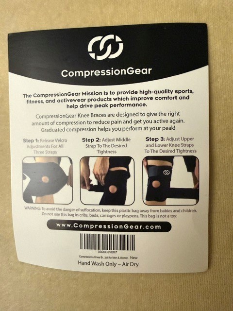 CompressionGear knee brace with side stabilizers