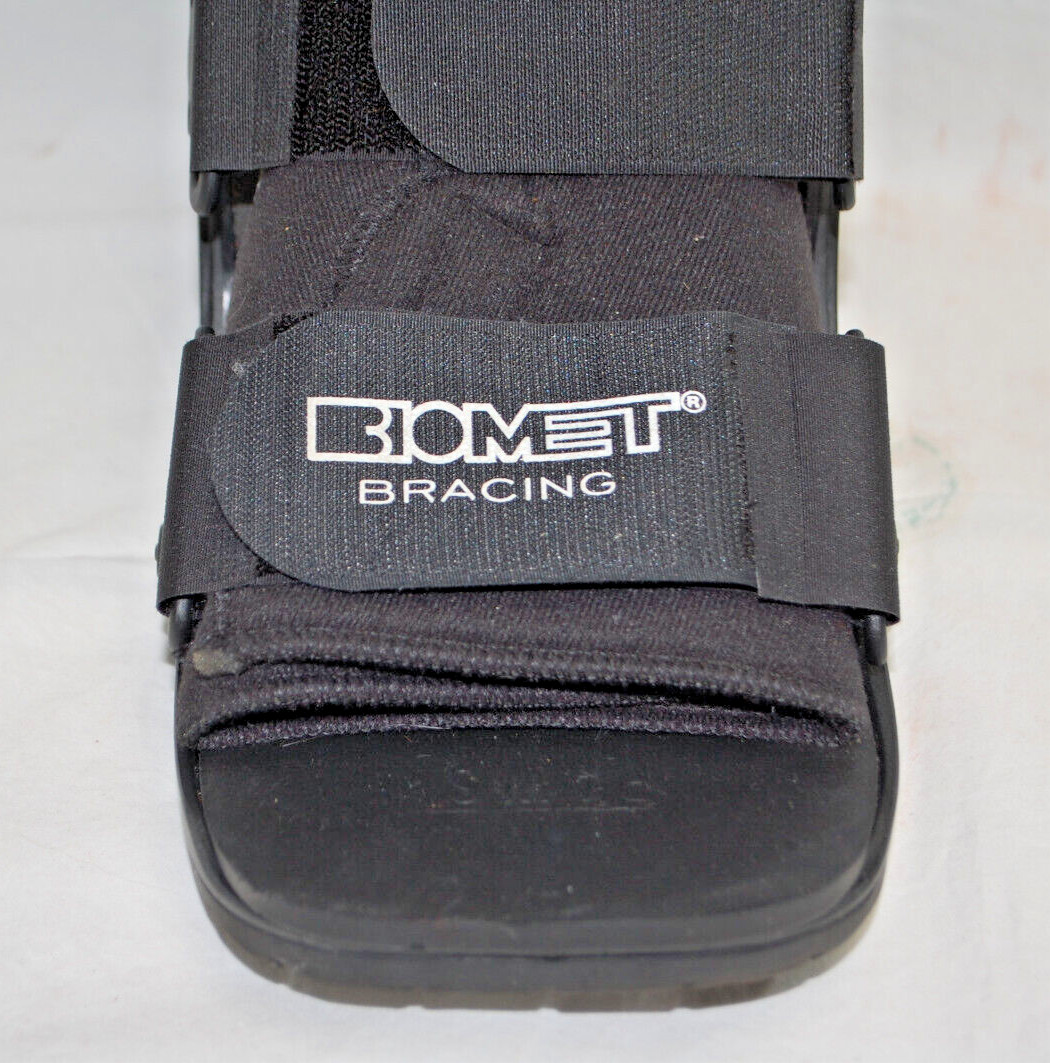Biomet Bracing Tall Integrity Fracture Walker Boot Brace Size Medium M5054