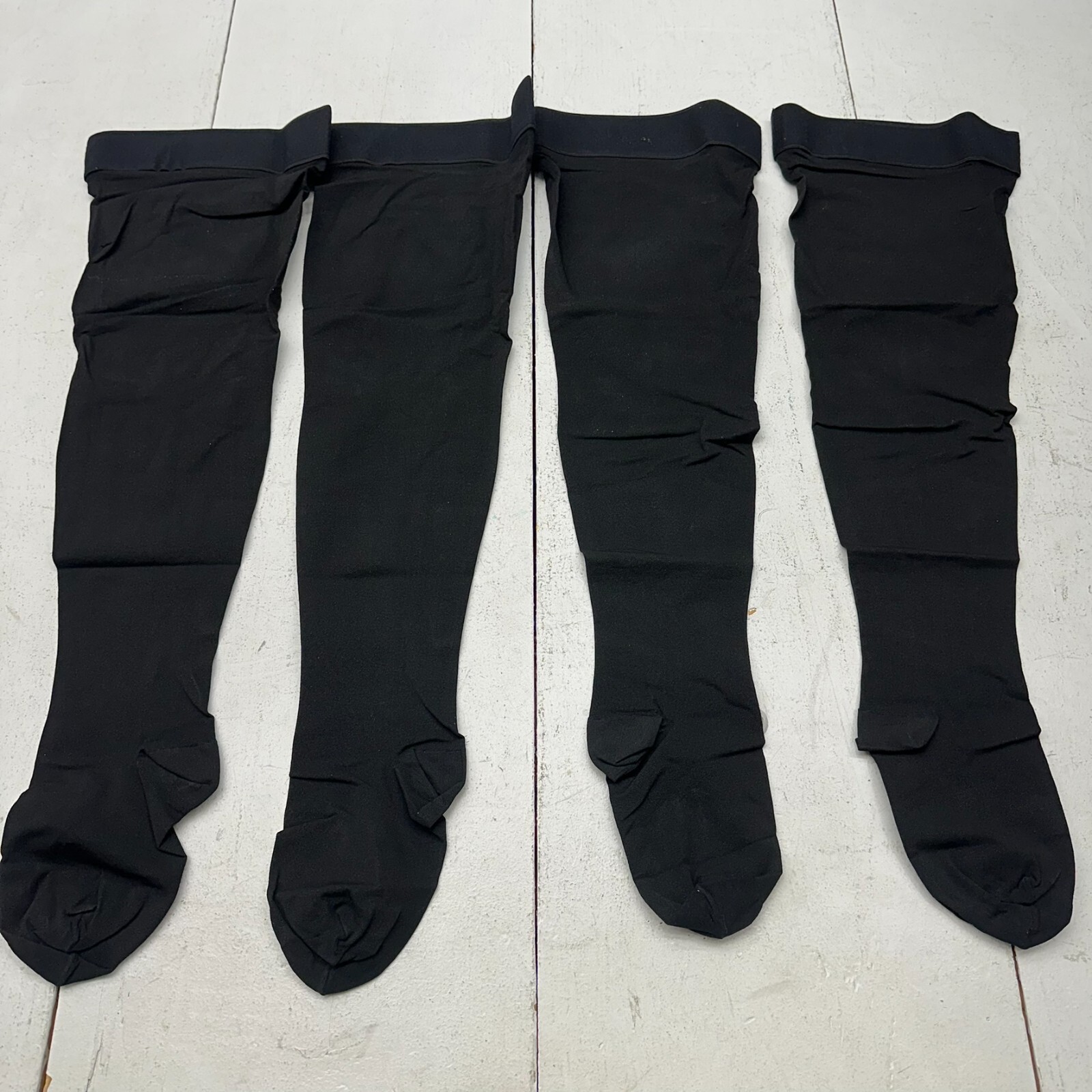 Black 2 Pair Elastic Cuff Footed Compression Leg Sleeves Men’s Size 3XL NEW