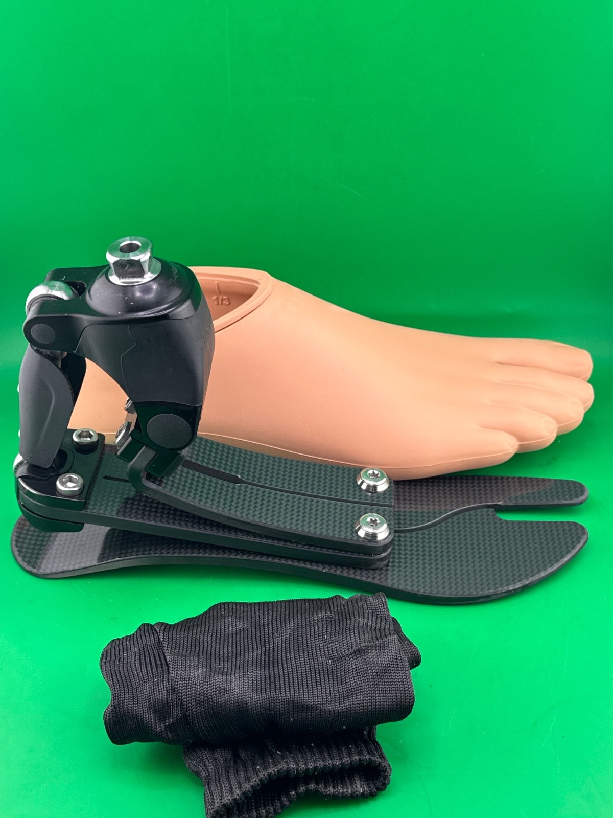 ossur pro-flex proflex pivot prosthetic foot. Category 5. Size 30. Right Foot.
