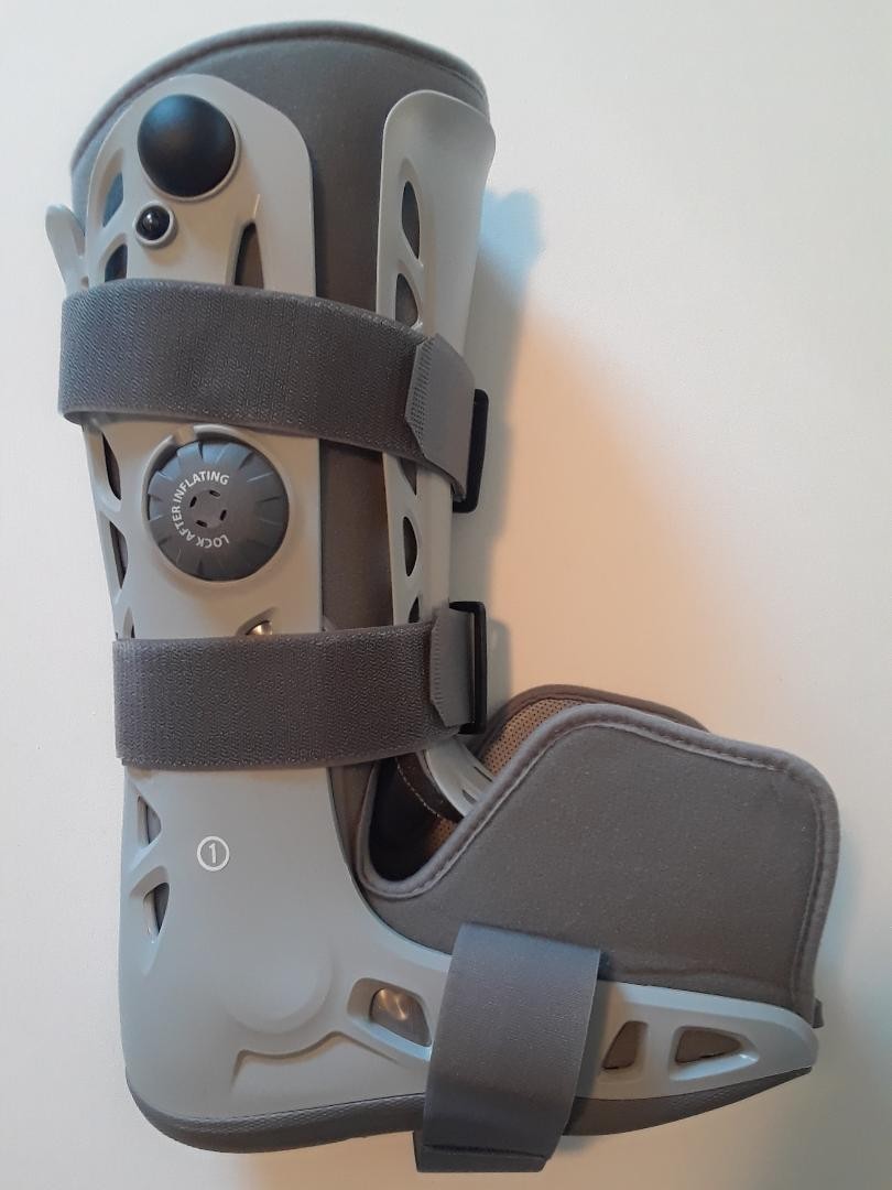 Aircast AirSelect Elite Walker Brace Walking Boot Unisex Universal Fit Medium