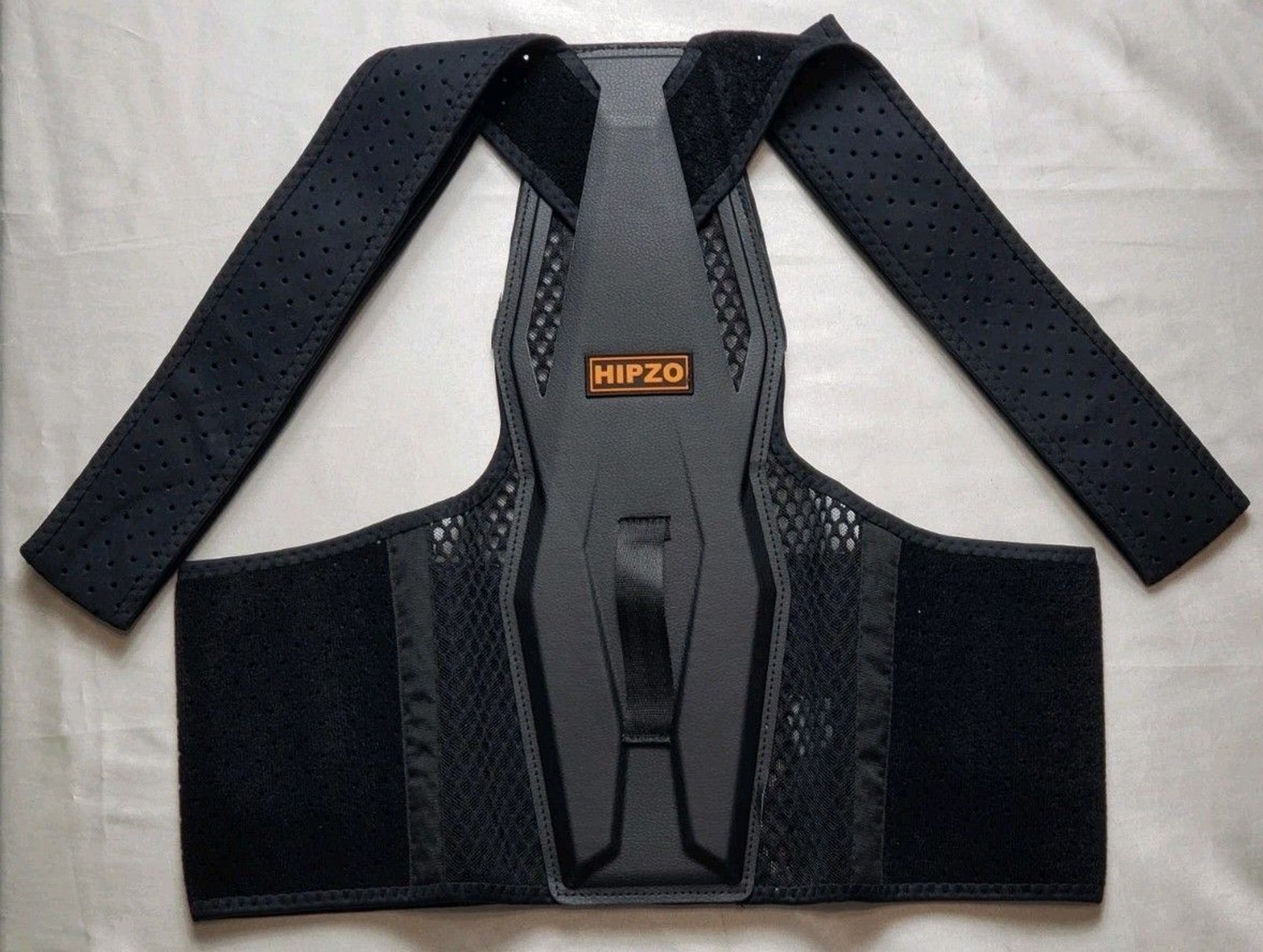 (Hipzo) Adjustable posture Corrector For Men And Women SZ Medium New Sealed NWT.